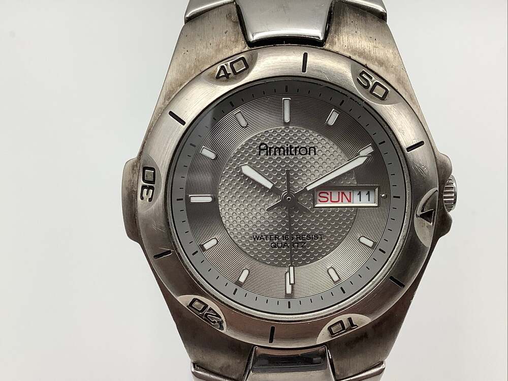 Armitron 20/1797 Mens Day Date Quartz Watch Silver 165ft